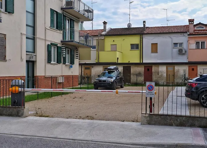 Faro Dell\'Estate Delizioso Bicamera Con Posto Auto Dietro La Spiaggia